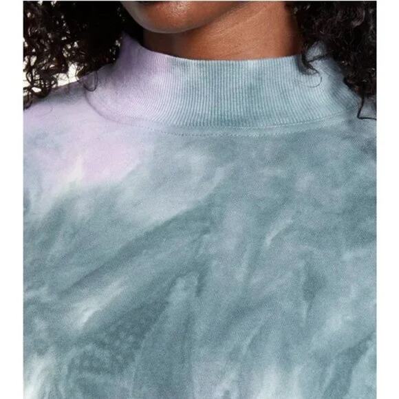 All In Favor Crop Crew Neck Sweatshirt Sz Medium Green & Purple Tie Dye NWT - Picture 4 of 7
